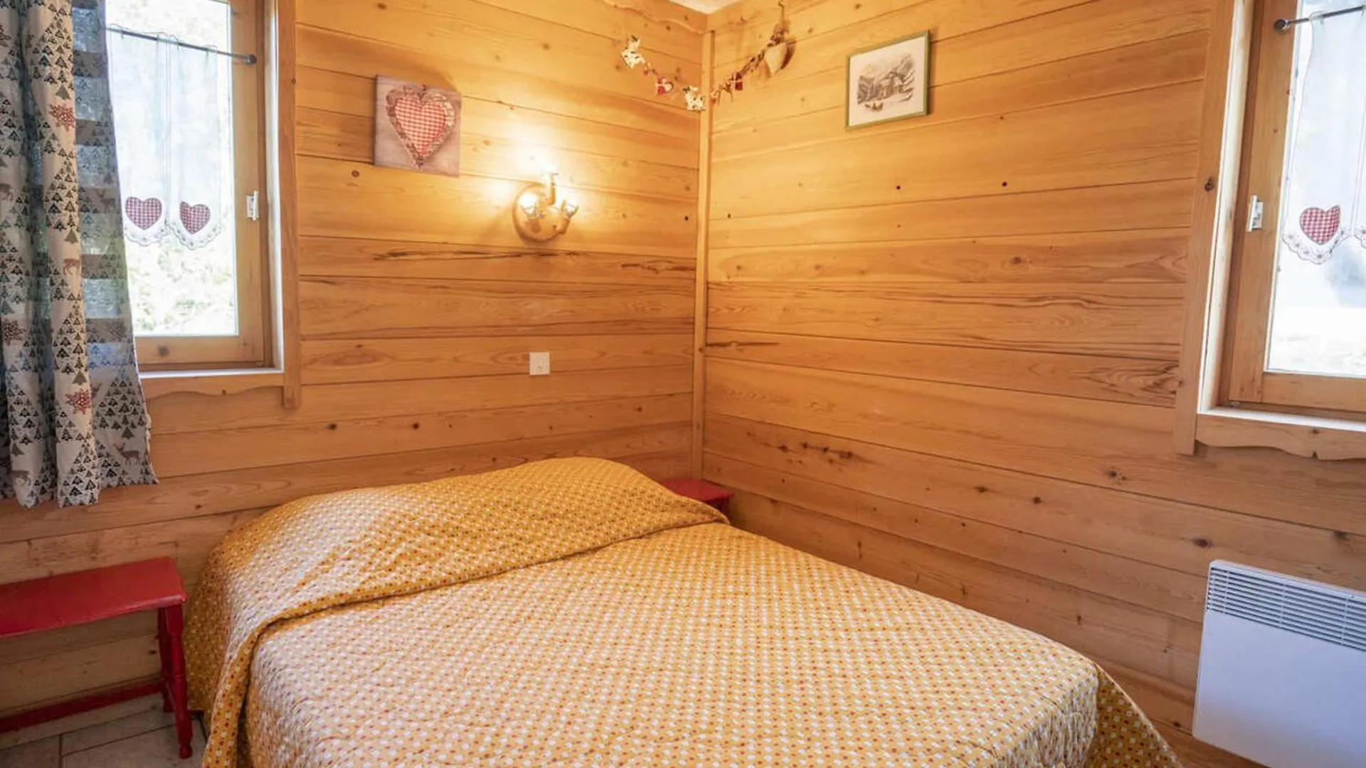 Apartment Chatel : Appartement 2 Pieces, 5 Pers, Proche Centre Et Remontees, Balcon Expose S/O, Classe 3* - Fr-1-676-90