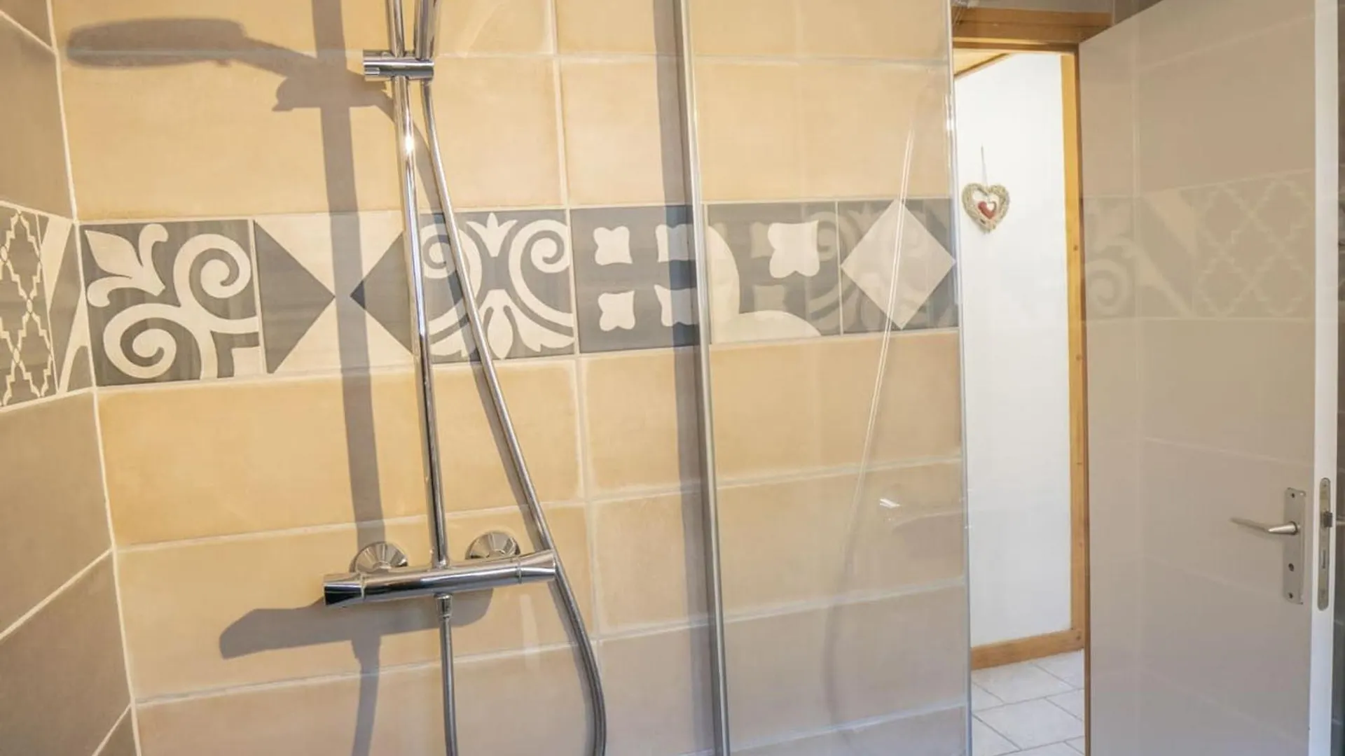 Chatel : Appartement 2 Pieces, 5 Pers, Proche Centre Et Remontees, Balcon Expose S/O, Classe 3* - Fr-1-676-90 Apartment
